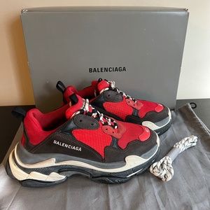 Balenciaga Triple S Red Size 8 (41)